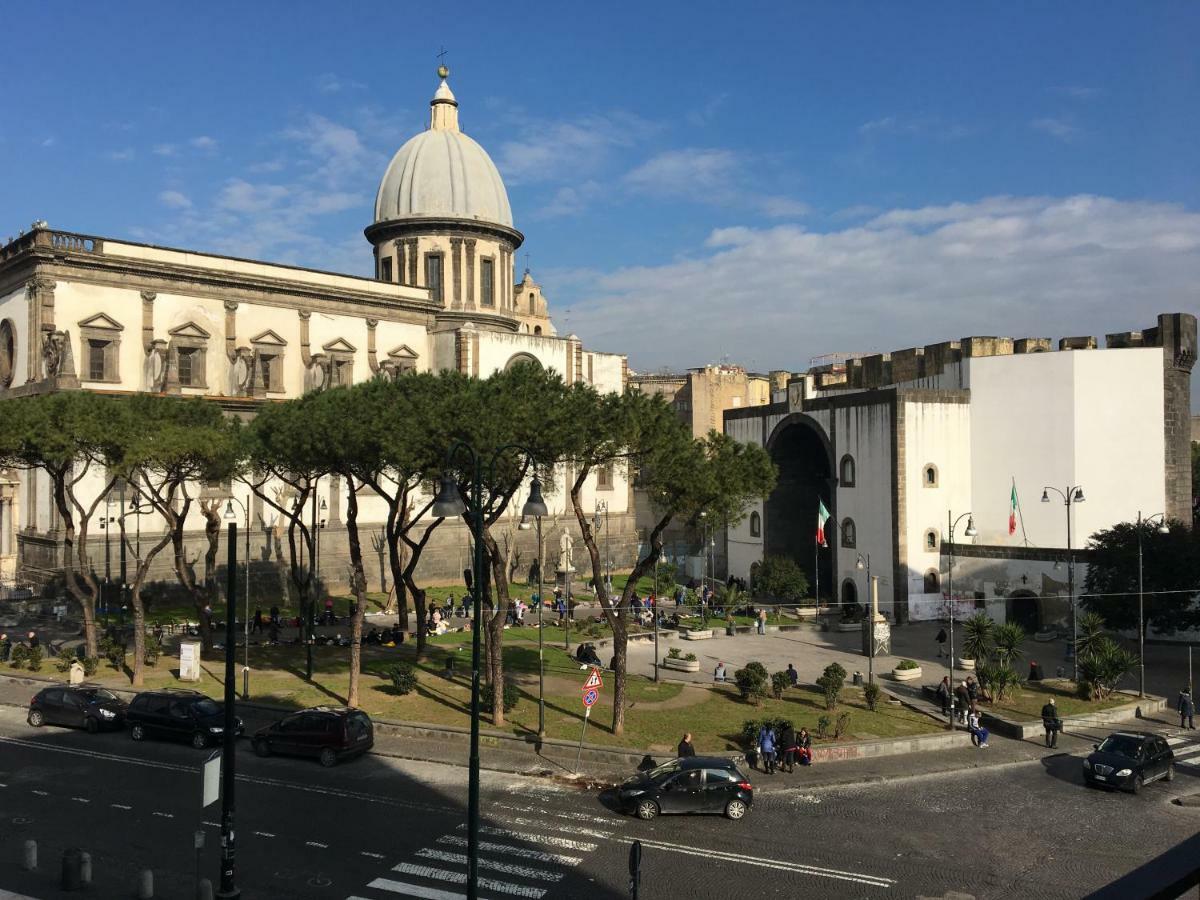 B&B Porta Capuana Napoli Esterno foto