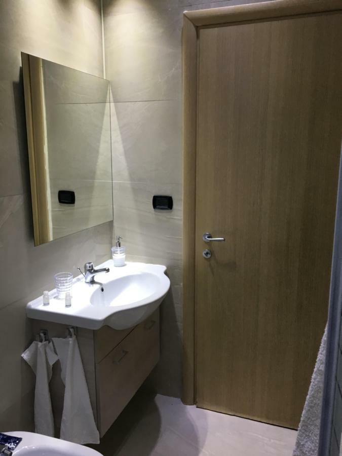 B&B Porta Capuana Napoli Esterno foto