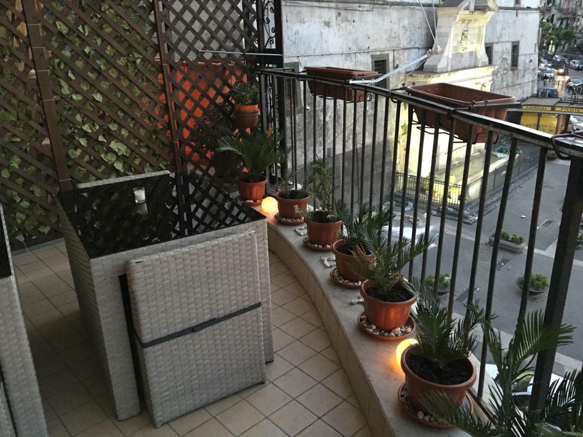 B&B Porta Capuana Napoli Esterno foto